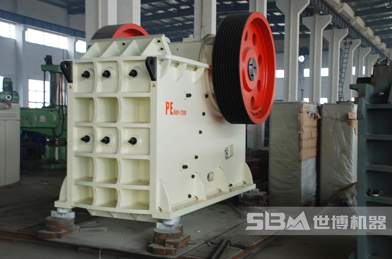 912破碎機(jī)，900x1200顎破碎機(jī)