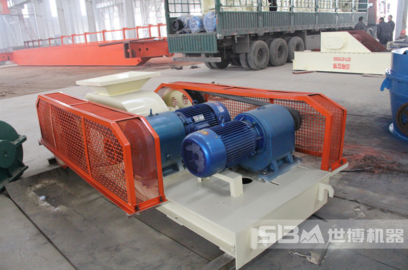 對(duì)輥制砂機(jī)