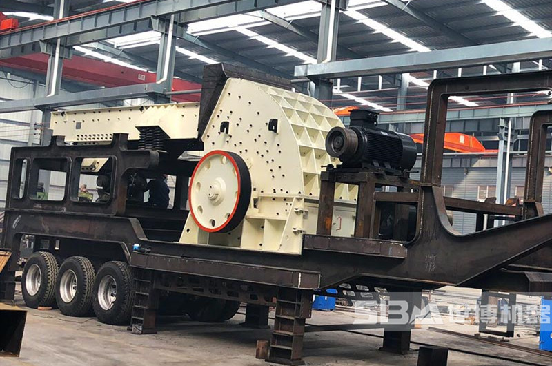 廠家生產(chǎn)的移動(dòng)式重型錘式破碎機(jī)