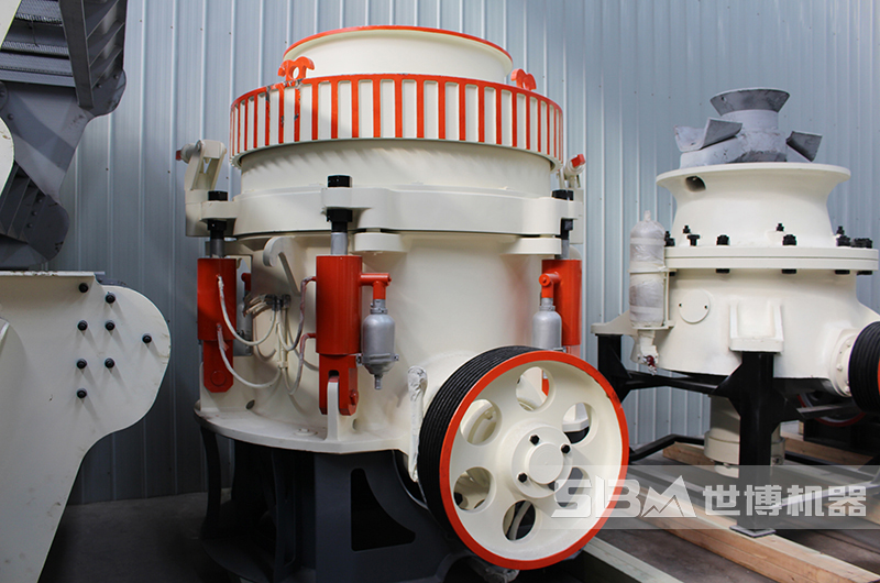 大型采石場(chǎng)碎石機(jī)之圓錐破碎機(jī)