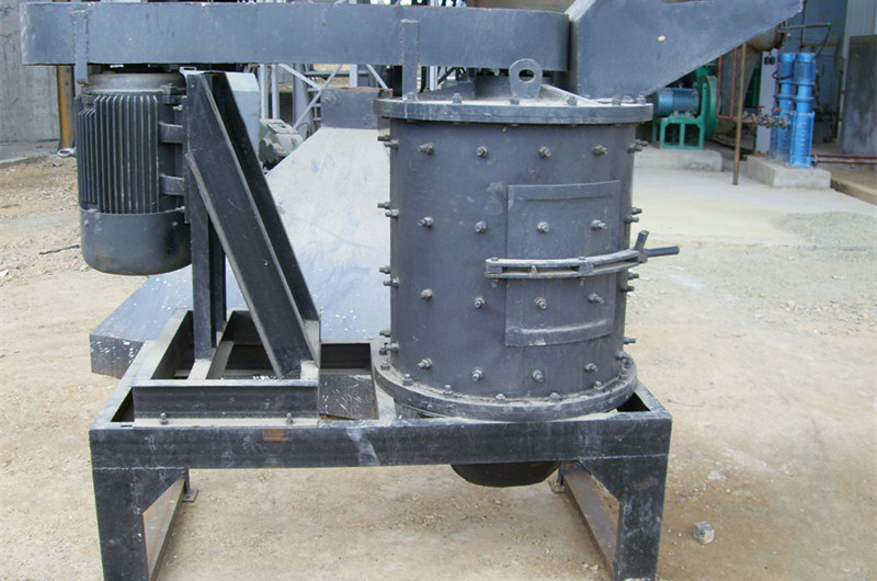 鋼架基礎(chǔ)復(fù)合式破石機(jī)，家庭用小型石頭破碎機(jī)