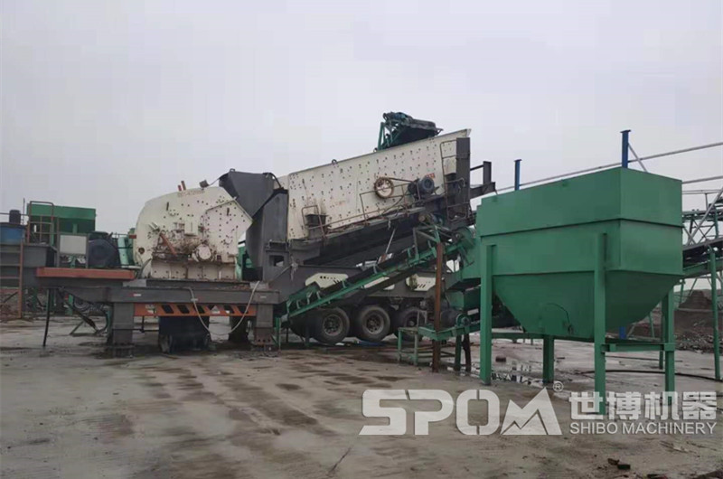 移動式反擊破碎篩分一體機(jī)