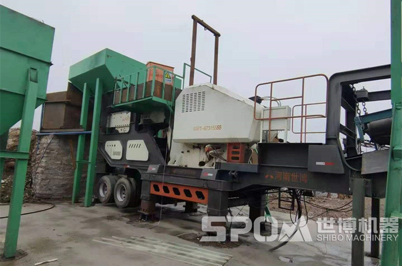 小型柴油移動(dòng)顎破機(jī)