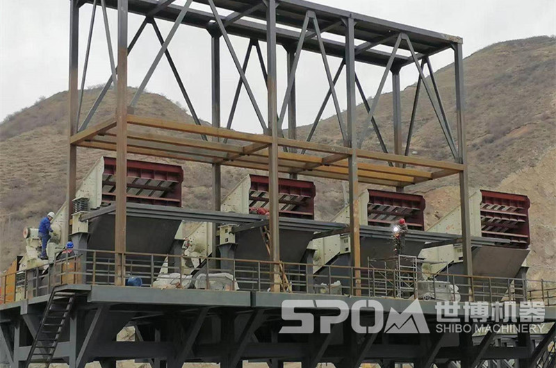 客戶現(xiàn)場篩分設備