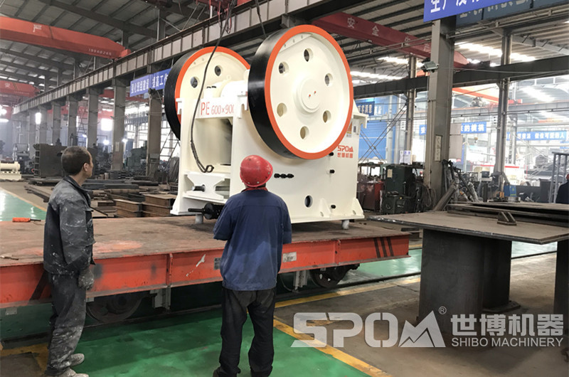 小型顎破碎石機，配上柴油機即可