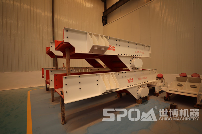 石場喂料機(jī)，世博機(jī)器廠車間拍攝