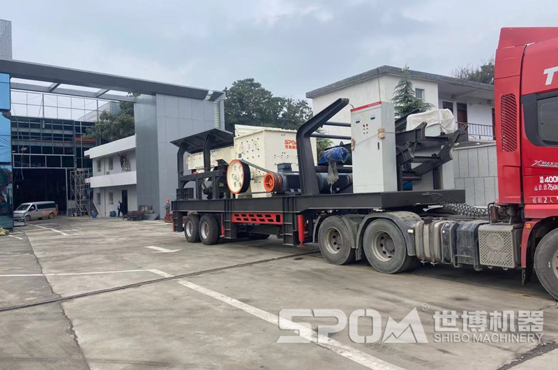 移動式箱式破碎機(jī)